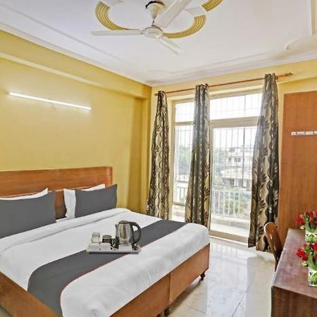 Hotel Ashvins Palace Gurgaon Eksteriør billede