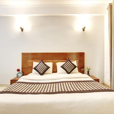 Hotel Ashvins Palace Gurgaon Eksteriør billede