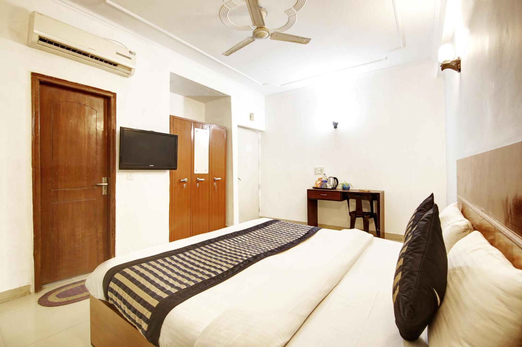 Hotel Ashvins Palace Gurgaon Eksteriør billede