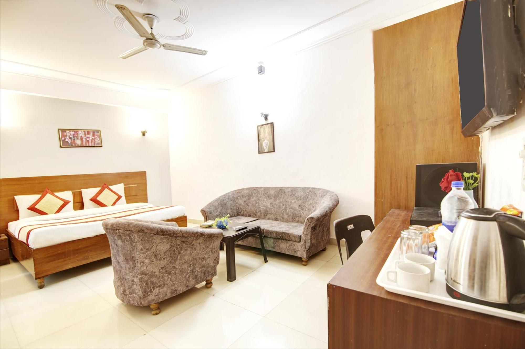 Hotel Ashvins Palace Gurgaon Eksteriør billede
