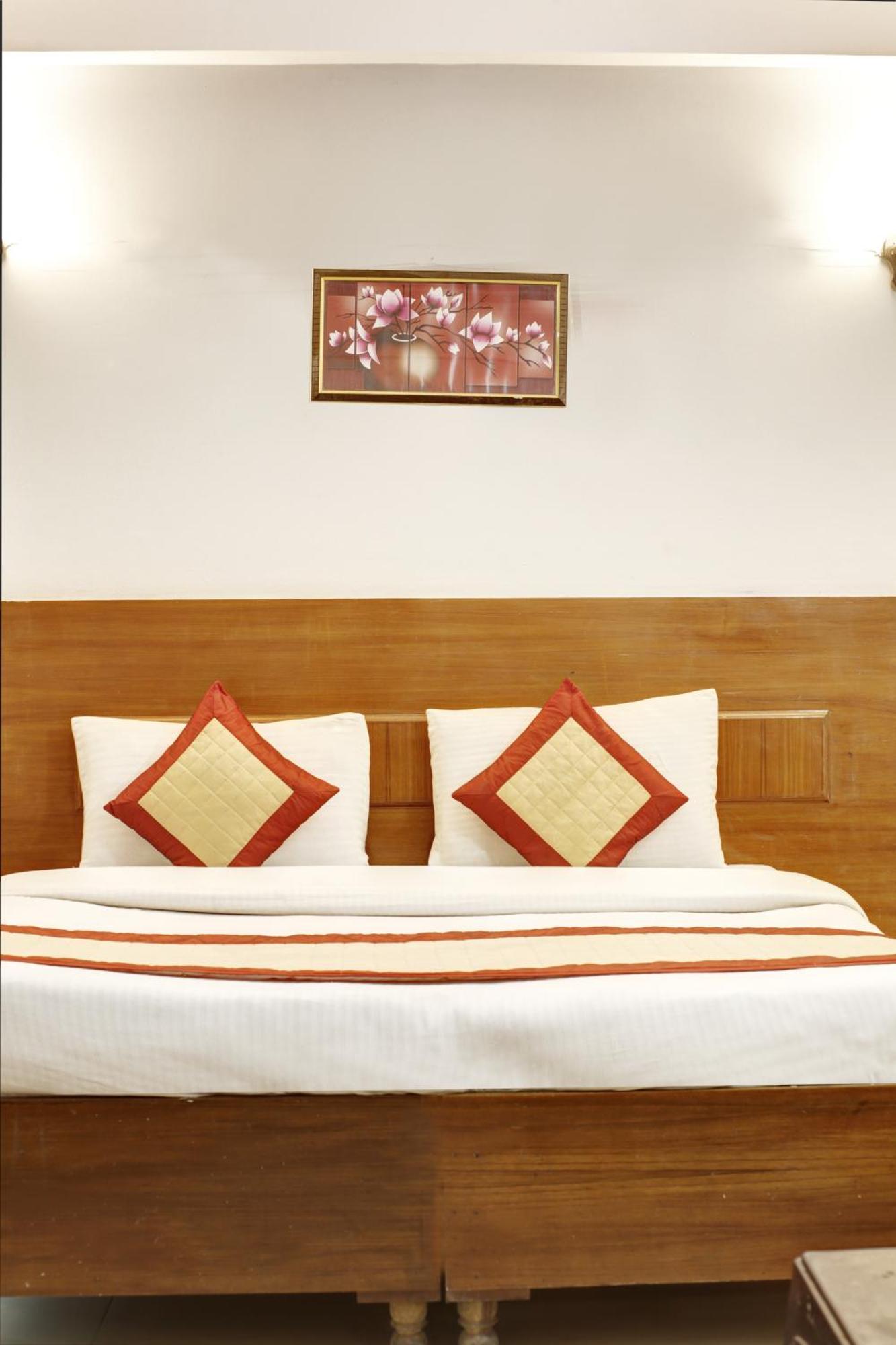 Hotel Ashvins Palace Gurgaon Eksteriør billede