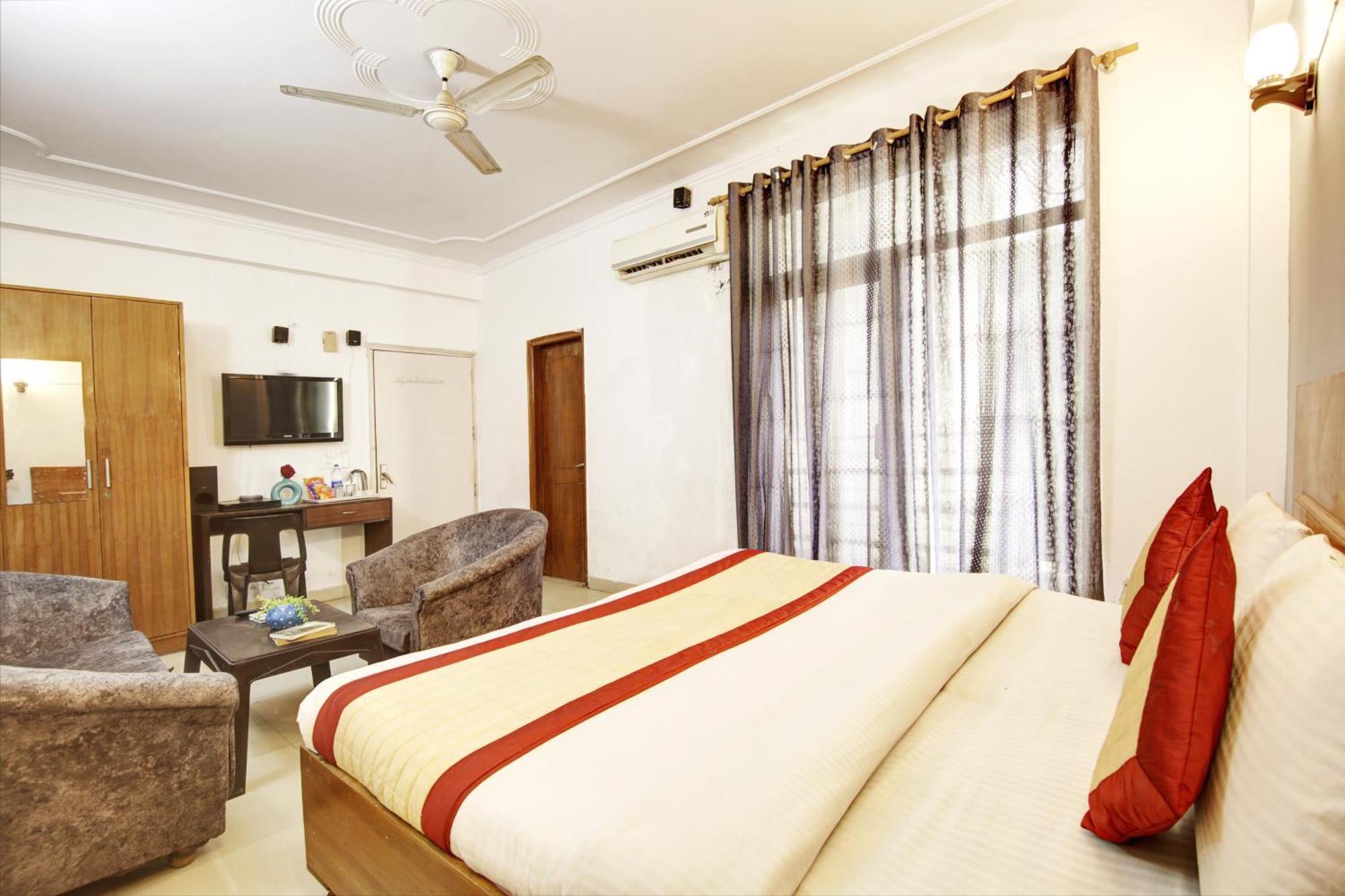 Hotel Ashvins Palace Gurgaon Eksteriør billede