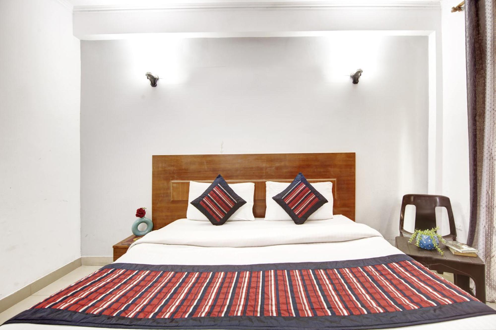 Hotel Ashvins Palace Gurgaon Eksteriør billede